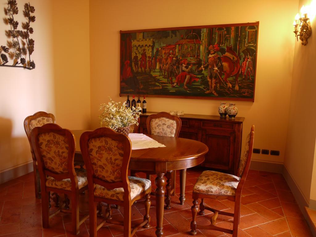 Il Corso Apartment Montepulciano Room photo