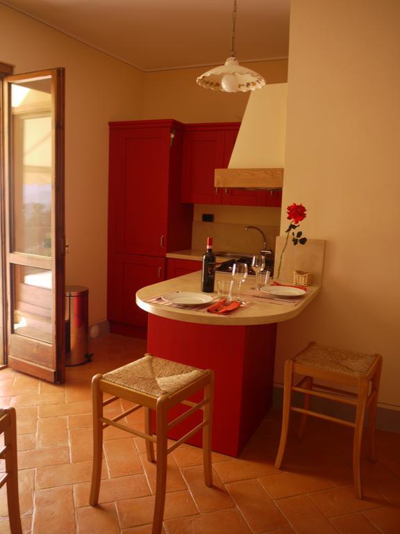 Il Corso Apartment Montepulciano Room photo